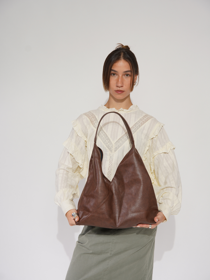 Zephyra Daily Shoulder Bag