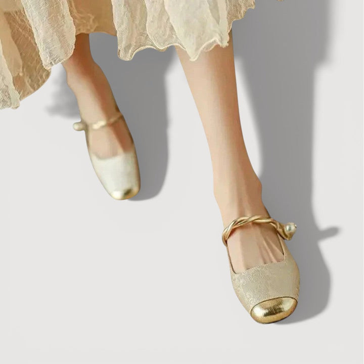 KRYSTAL– VINTAGE LOW-HEELS