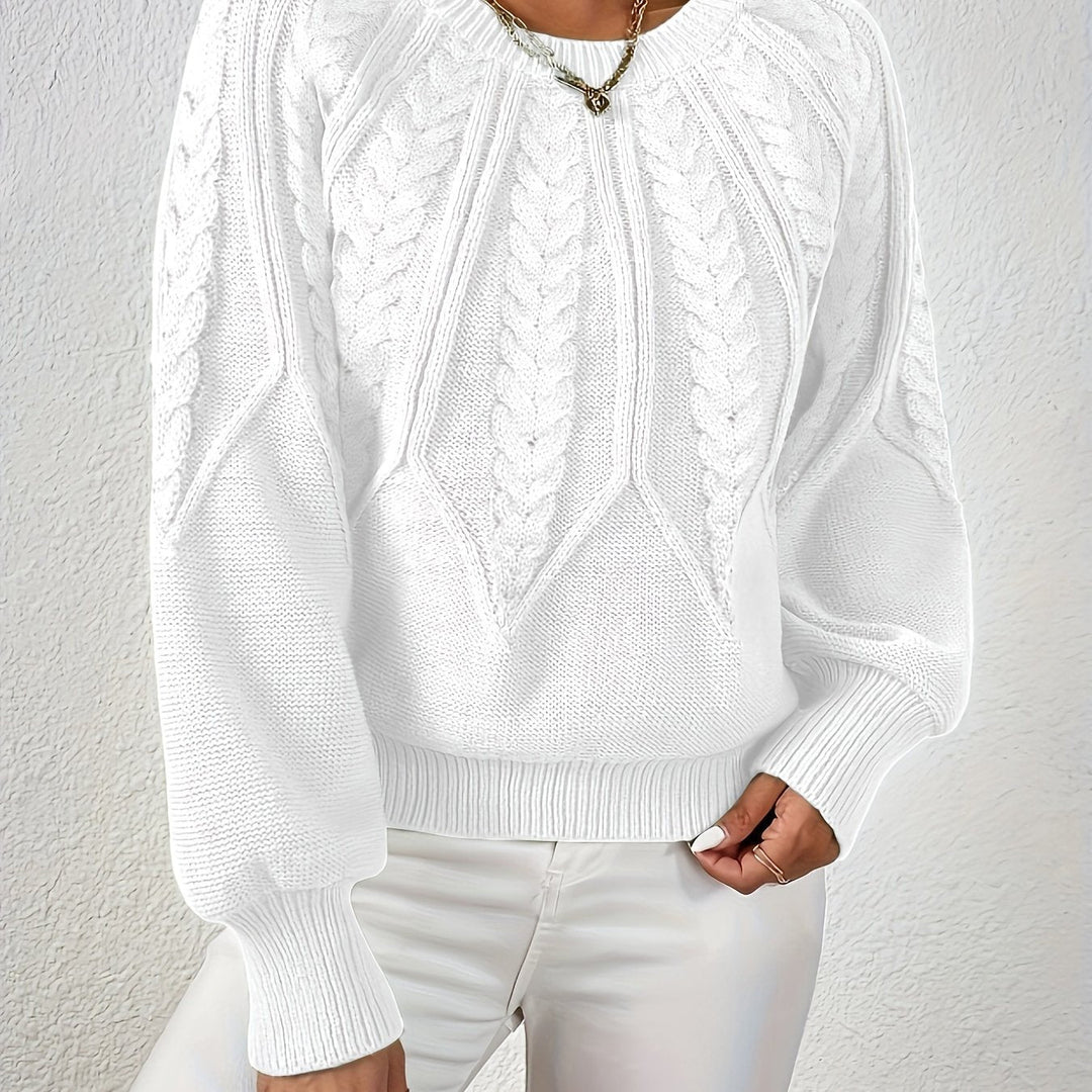Women's cable knit jumper Ulla in White – front view