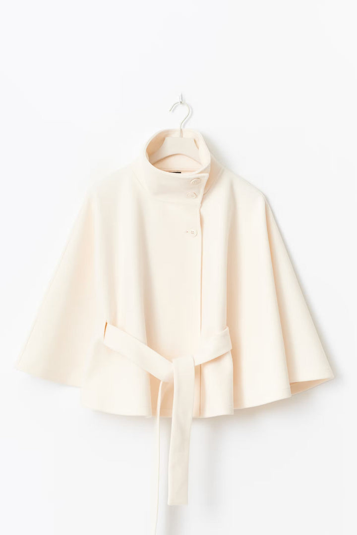 Slaidburn women's cape coat in Cream – front view
