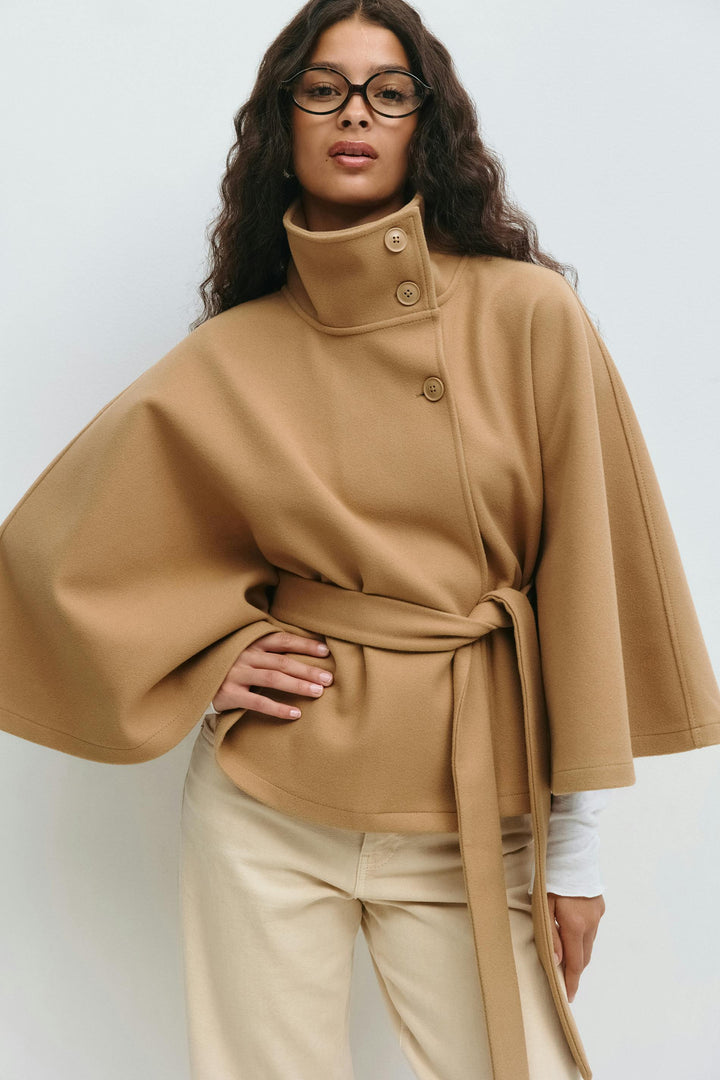 Slaidburn women's cape coat in Camel – front view