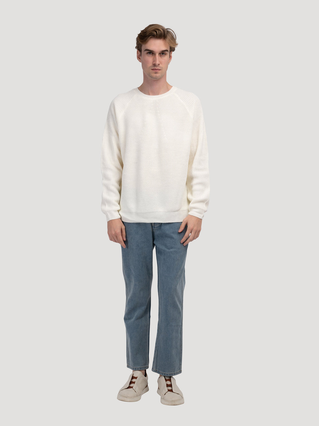 Men's Chunky Ribbed Crew Neck Jumper – Viktor in Off-White, full-length view with jeans