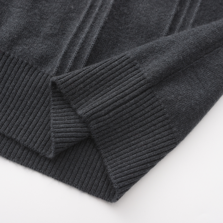 Men's ribbed half zip jumper Vittorio in Dark Grey – close-up of ribbed hem