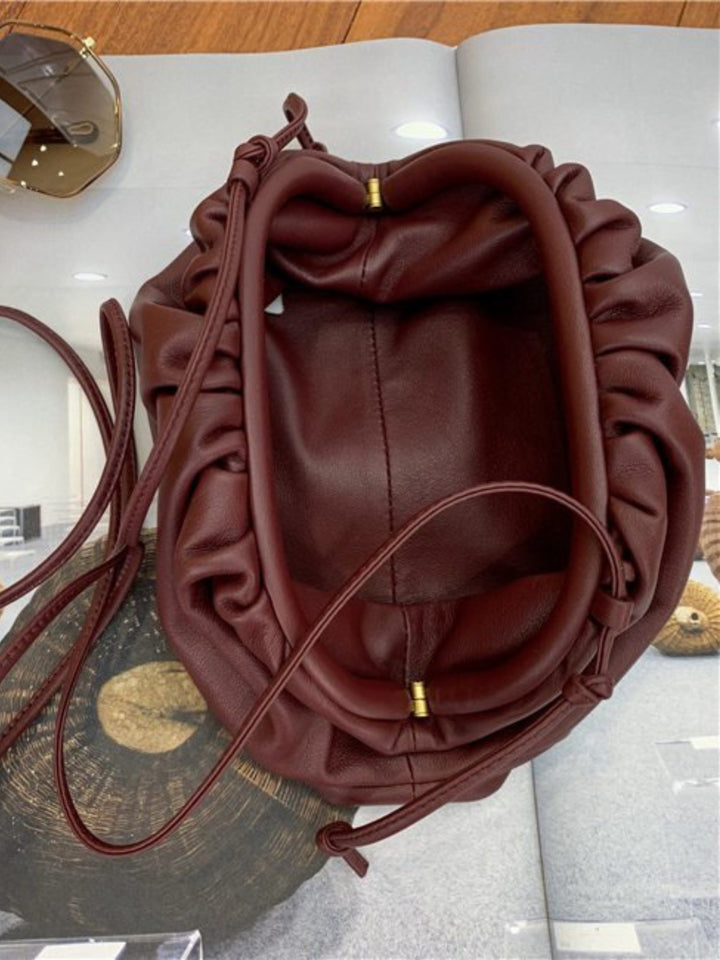 Natalia Chic Pouch