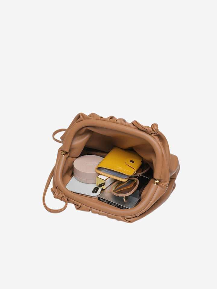Natalia Chic Pouch