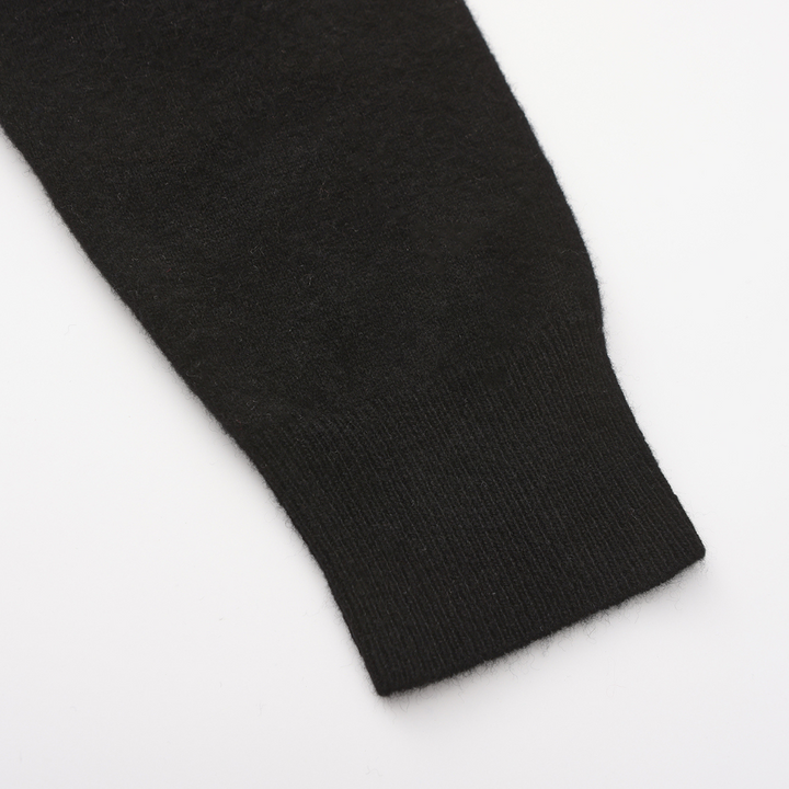 Men's soft knit polo jumper Ferris in Black – close-up of ribbed cuff