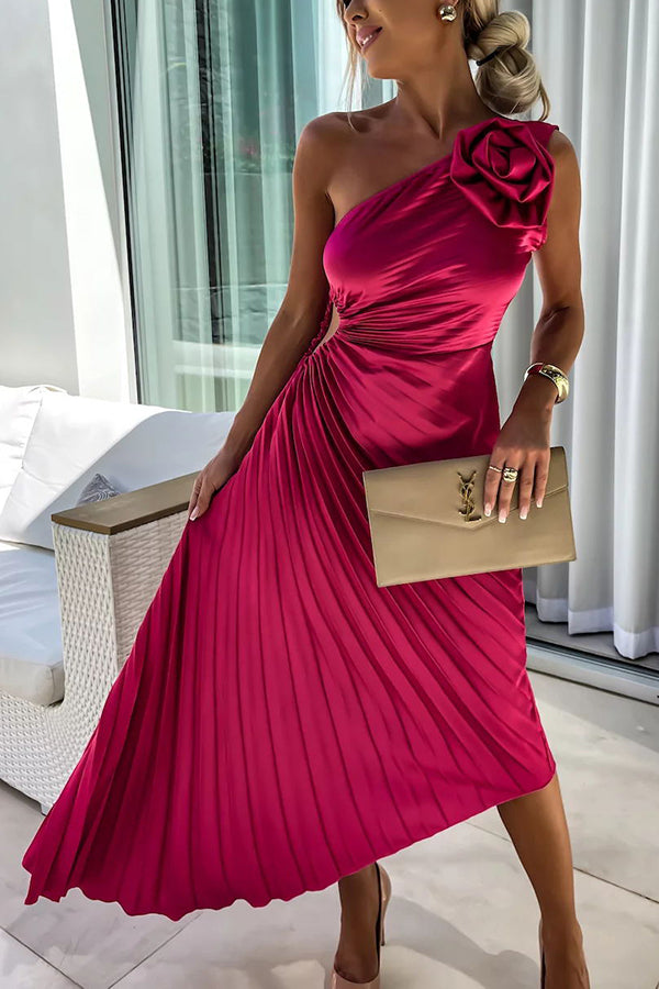 Lizbeth - Flower Shoulder Maxi Dress