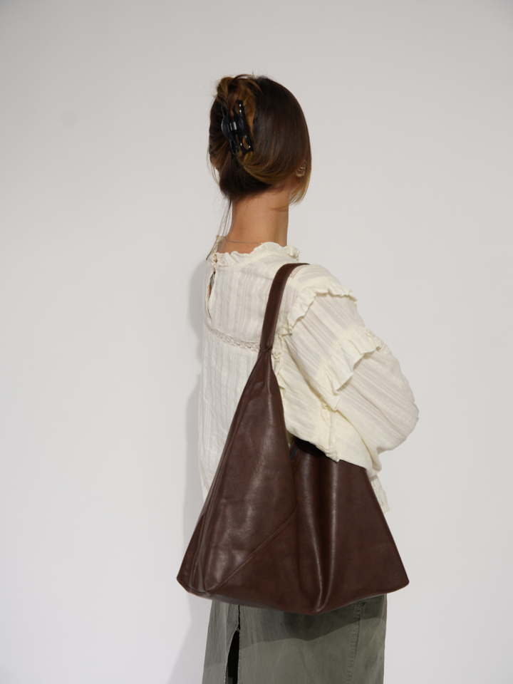 Zephyra Daily Shoulder Bag