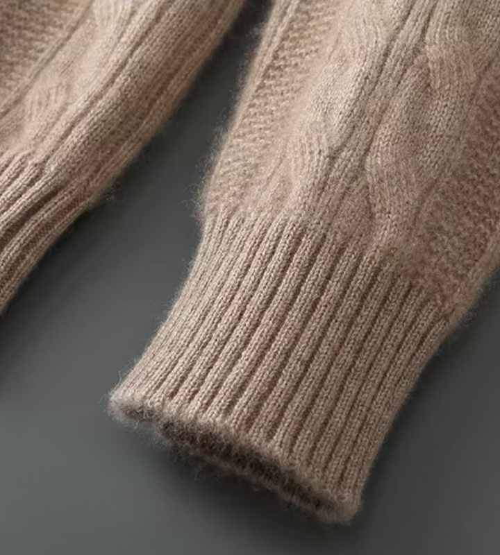 Dark beige cable knit jumper – close-up of ribbed cuff