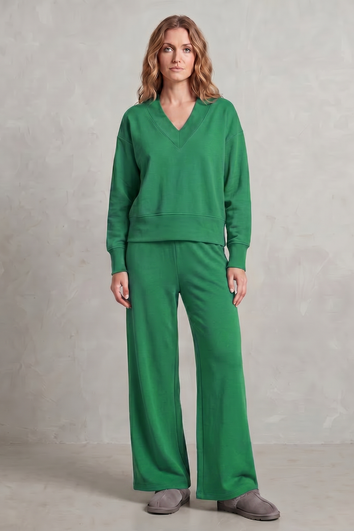 Women's V-Neck Top and Wide-Leg Trouser Lounge Set - Hesselie
