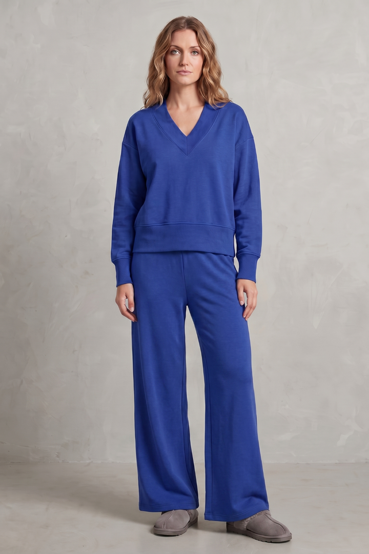 Women's V-Neck Top and Wide-Leg Trouser Lounge Set - Hesselie