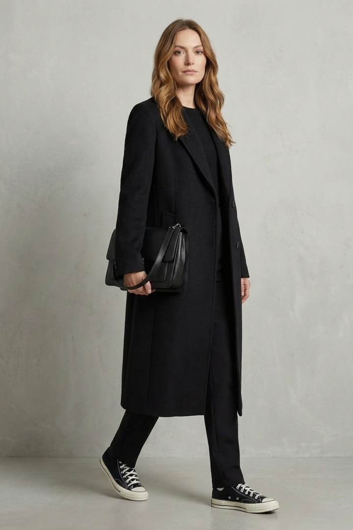 Women's Hepburn-Style Wool Overcoat in Herringbone Weave – Hazel