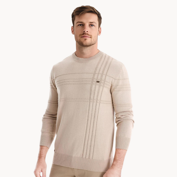 Men's textured check crew neck jumper in beige – Kirkby – worn by model