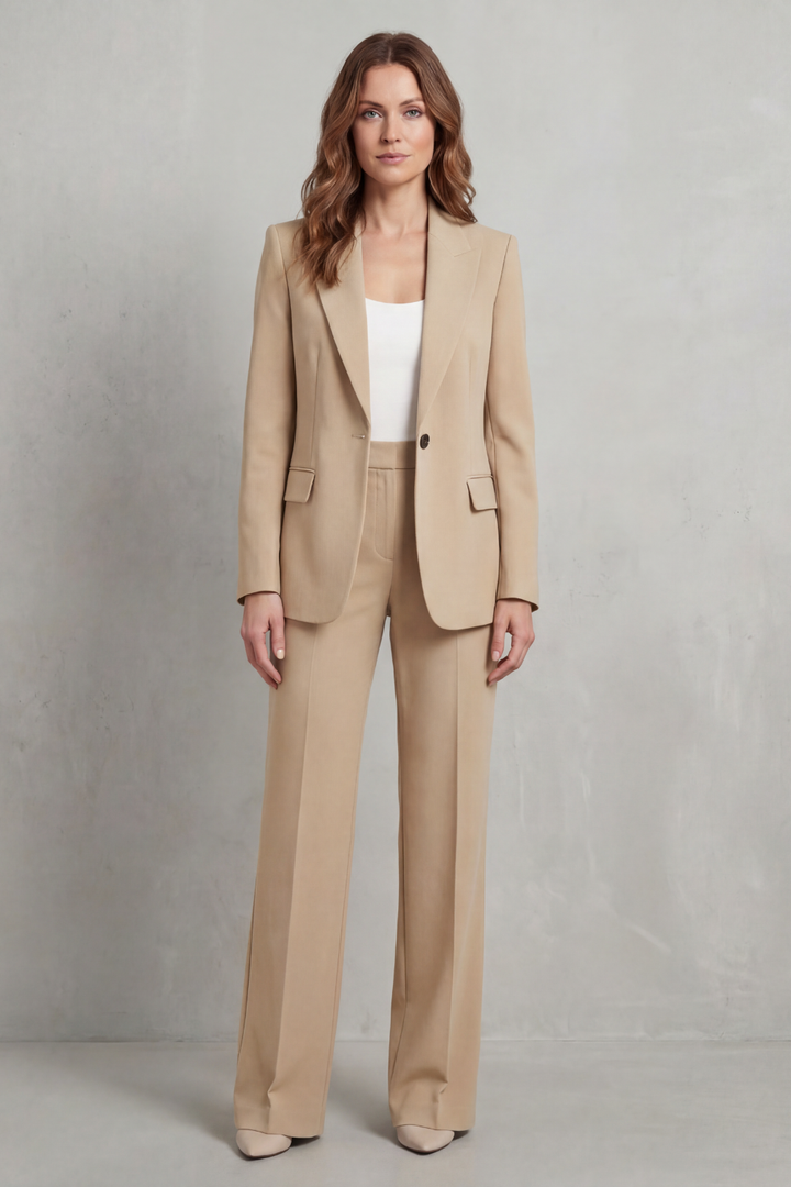 Women's Tailored Blazer and Straight-Leg Trouser Suit - Dovrelle