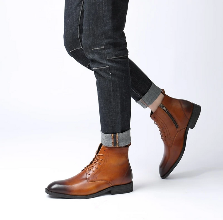Men's lace-up dress boots Rutland in Light Brown – worn with turned-up jeans