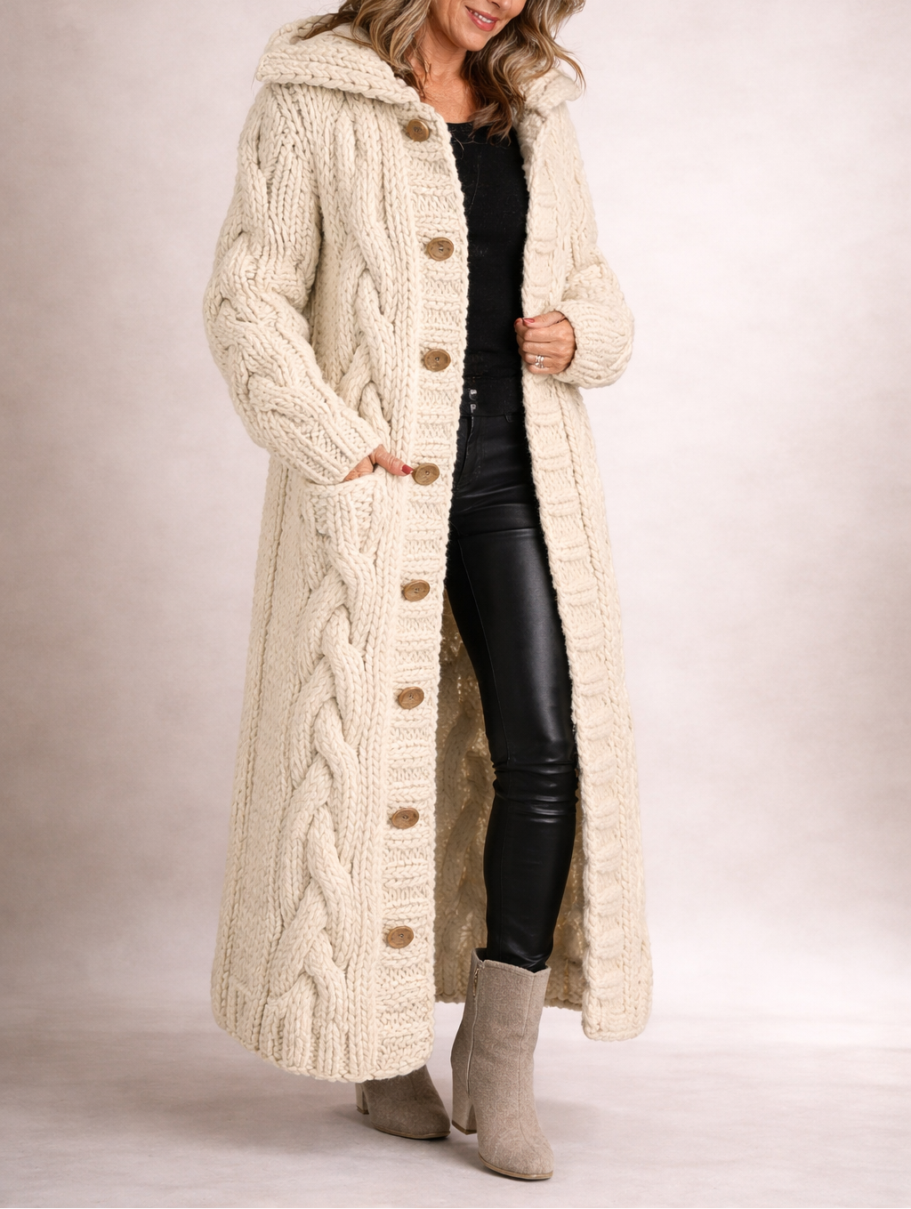 Karin - Elegant Cozy Coat with Tummy Coverage