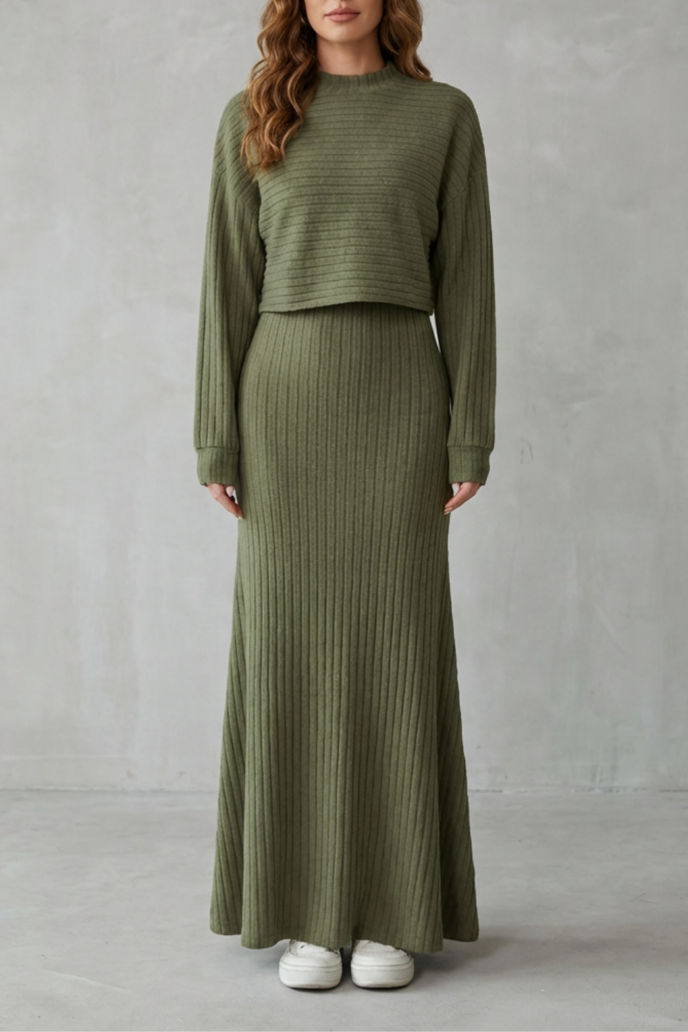 Women's Ribbed Knit Maxi Dress and Cropped Jumper Set - Estvienne