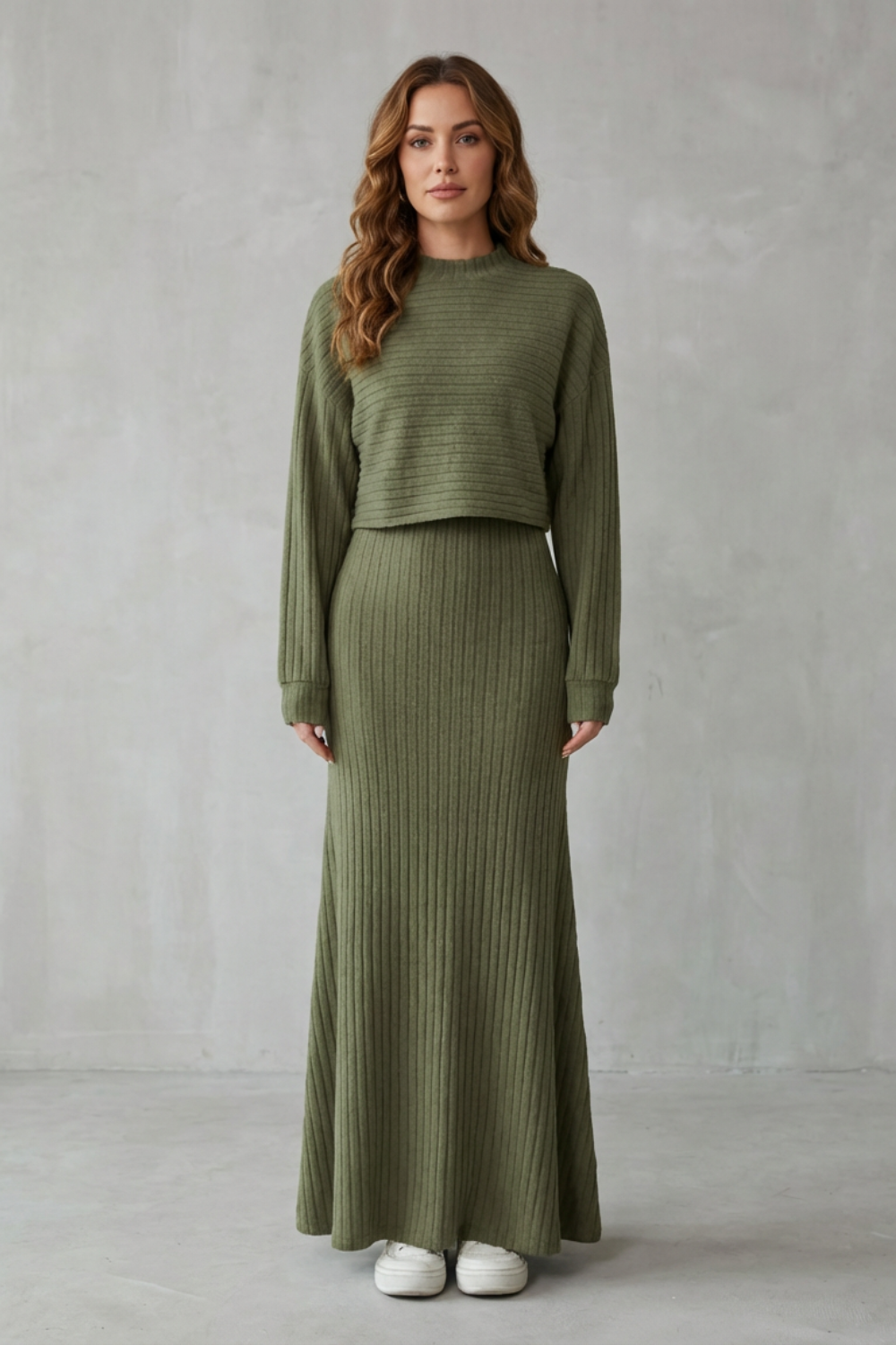 Women's Ribbed Knit Maxi Dress and Cropped Jumper Set - Estvienne