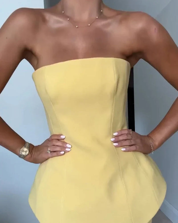 Shila - Sophisticated Strapless Maxi Dress