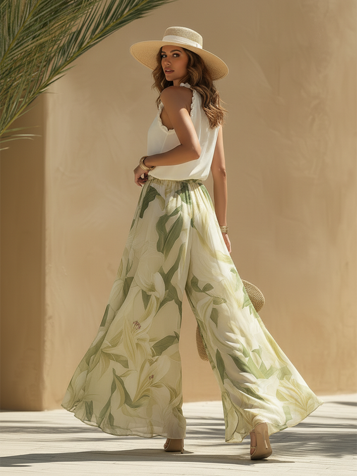 Lyselle | Elegant Airy Set with Floral Print