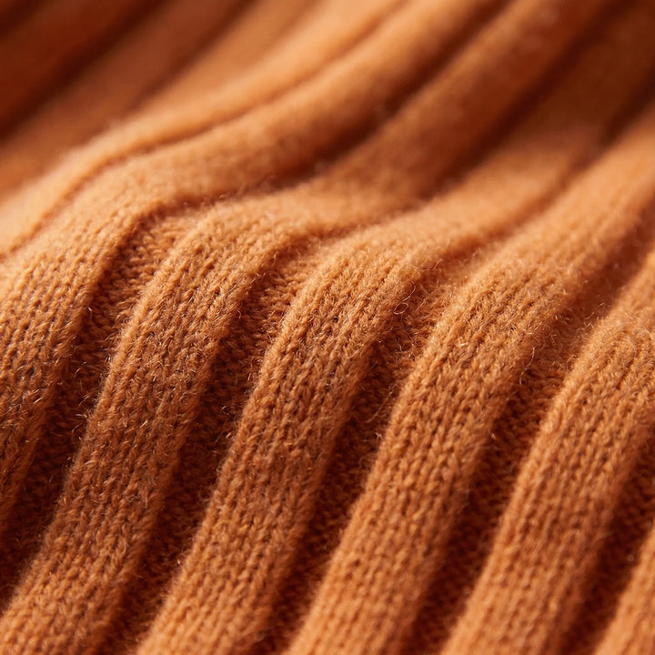 Women's ribbed jumper Yvonne in Orange – rib knit close-up