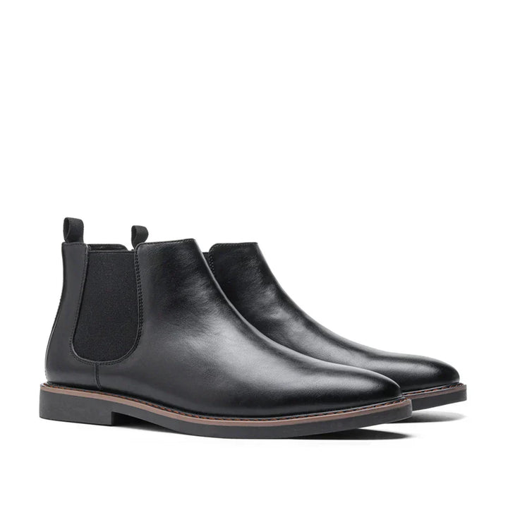 Men's classic Chelsea boots Bruno in Black – pair on white background