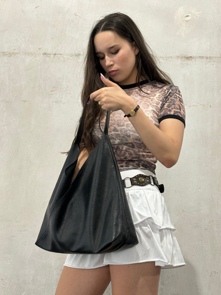Zephyra Daily Shoulder Bag