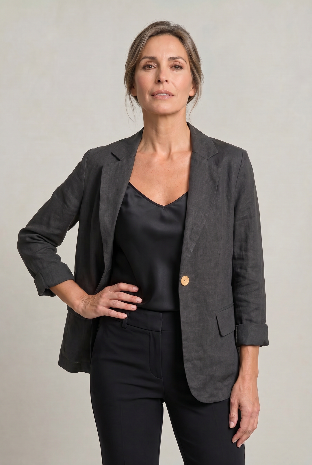 Women's Relaxed Single-Button Blazer with Rolled Sleeves – Ashbourne – Charcoal – front view