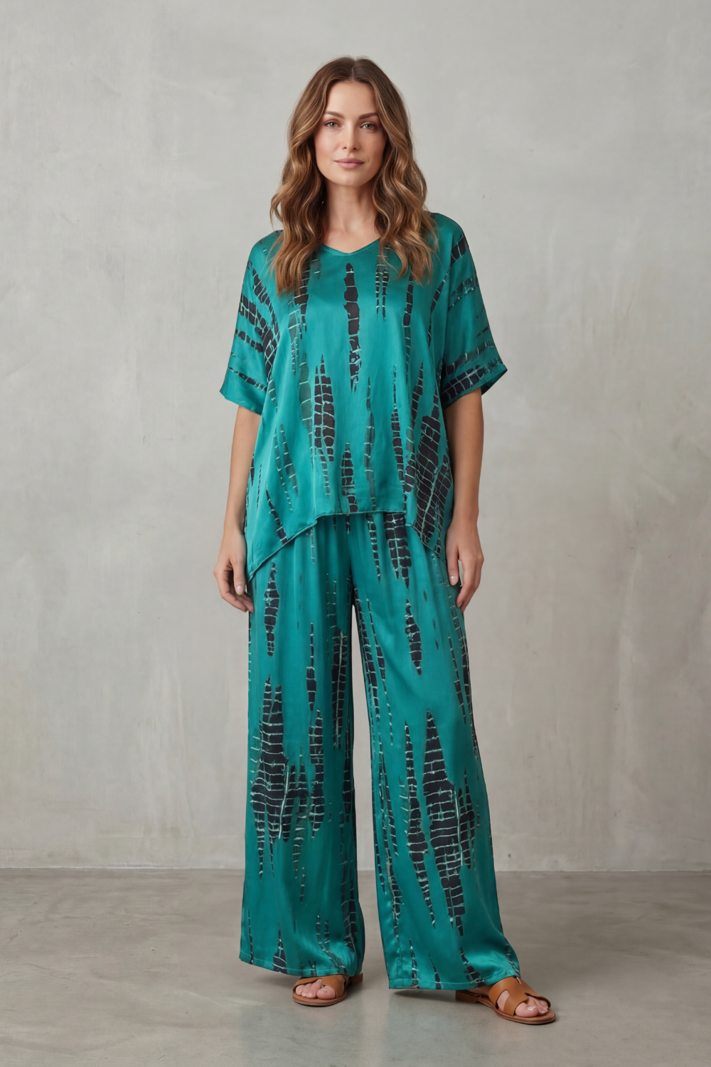 Women's Printed Short Sleeve Top and Trouser Co-ord Set - Ermelle