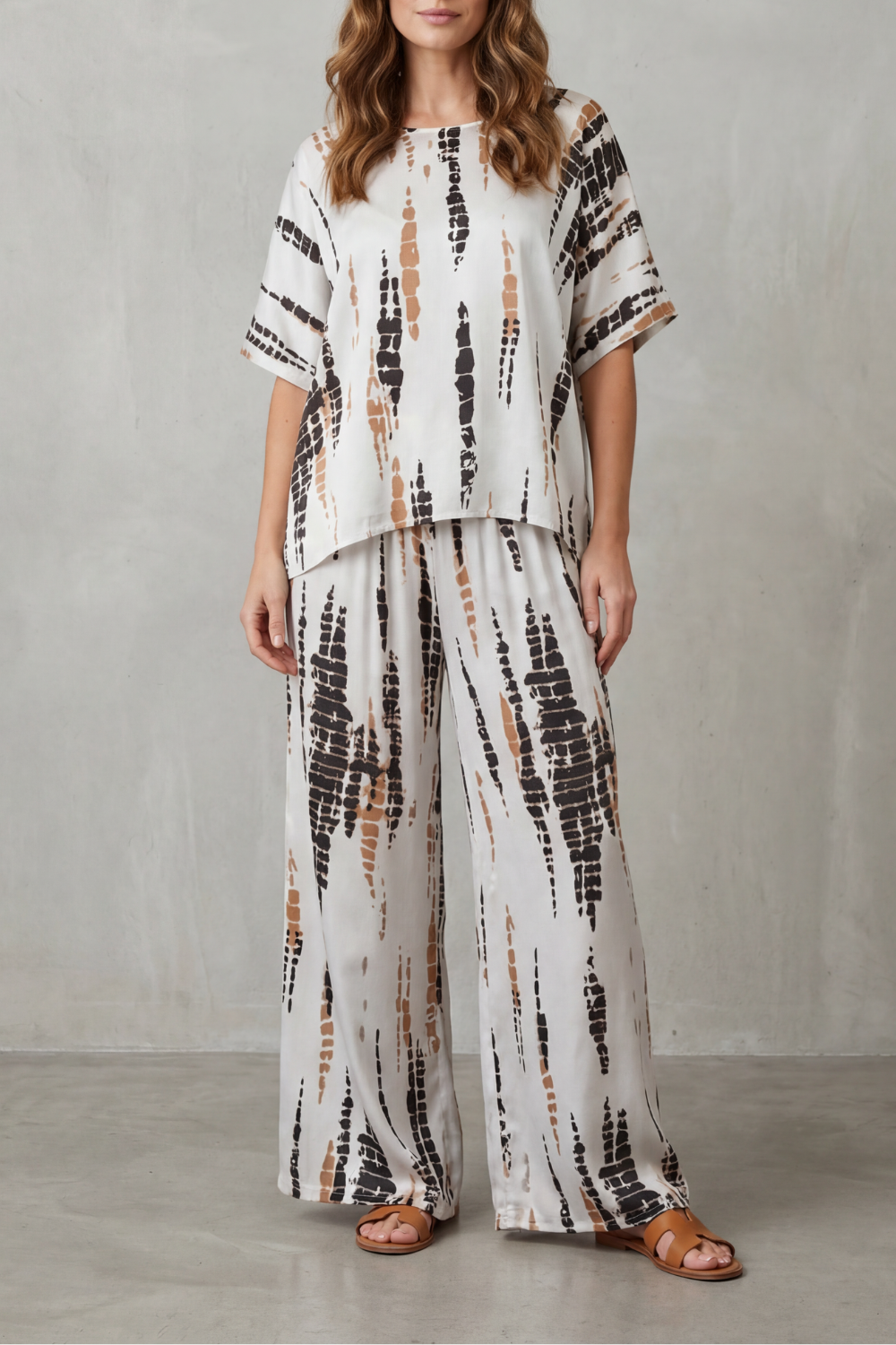 Women's Printed Short Sleeve Top and Trouser Co-ord Set - Ermelle