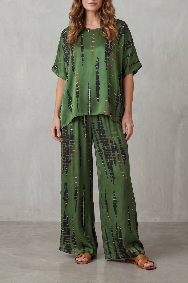 Women's Printed Short Sleeve Top and Trouser Co-ord Set - Ermelle
