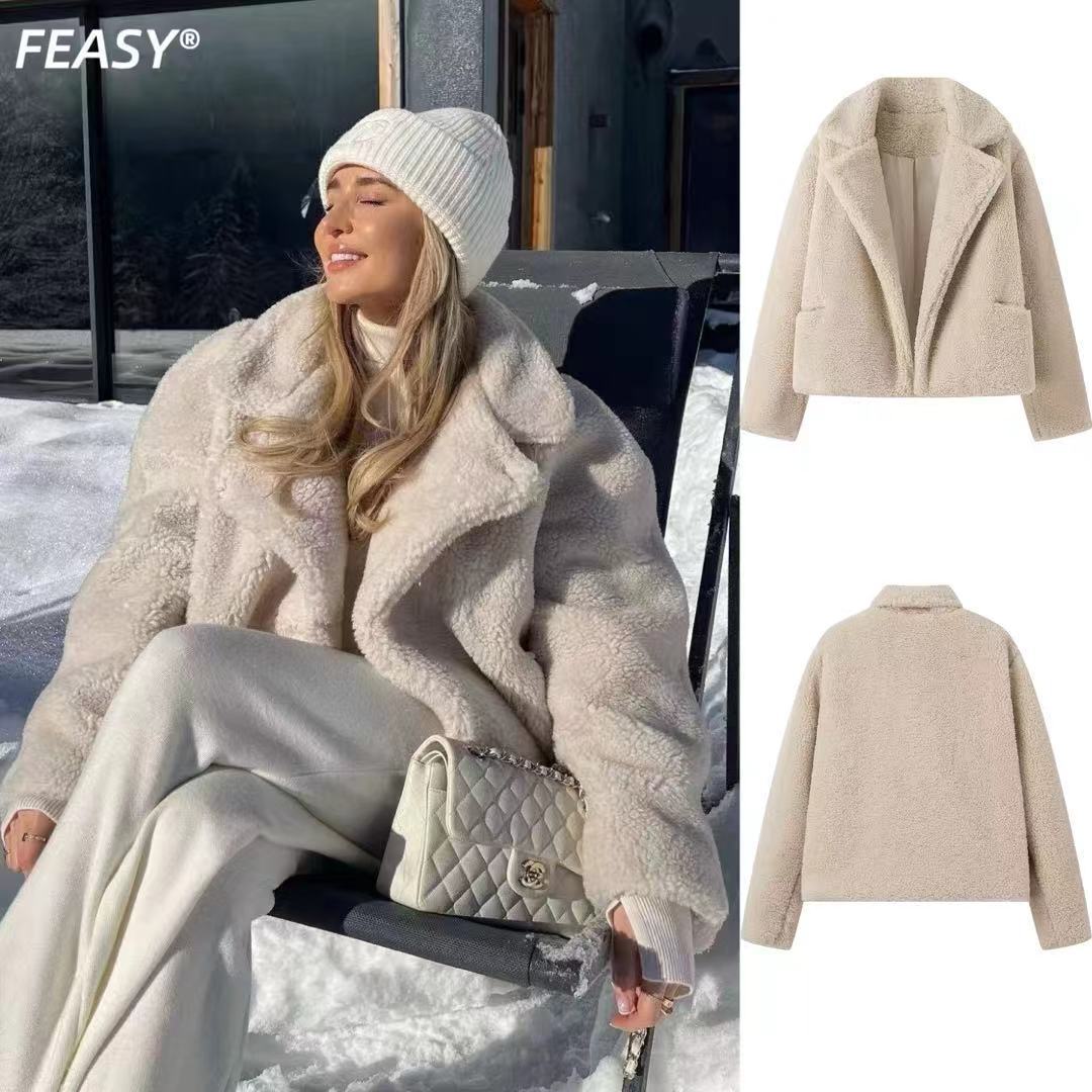 Women's cropped teddy jacket Xena in Beige – model with front and back views