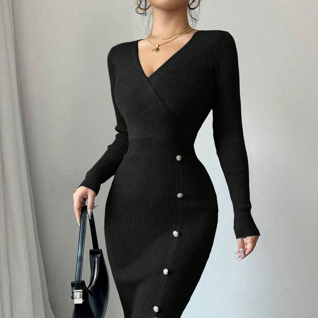 Women's ribbed knit midi dress Gemma in Black – button detail