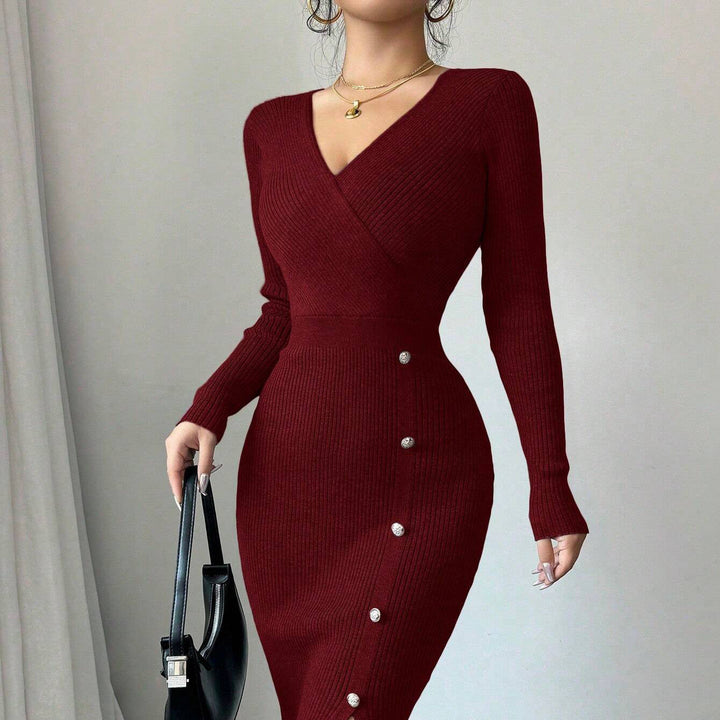 Women's ribbed knit midi dress Gemma in Wine Red – button detail