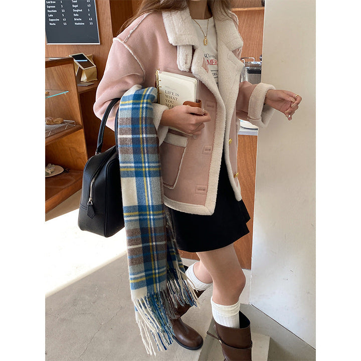 Women's faux suede jacket Sadie in Pink – styled view