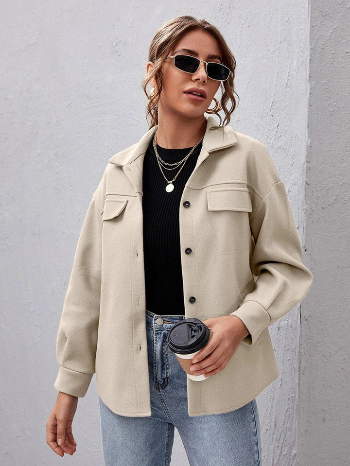 Women's shacket Minnie in Beige – front view
