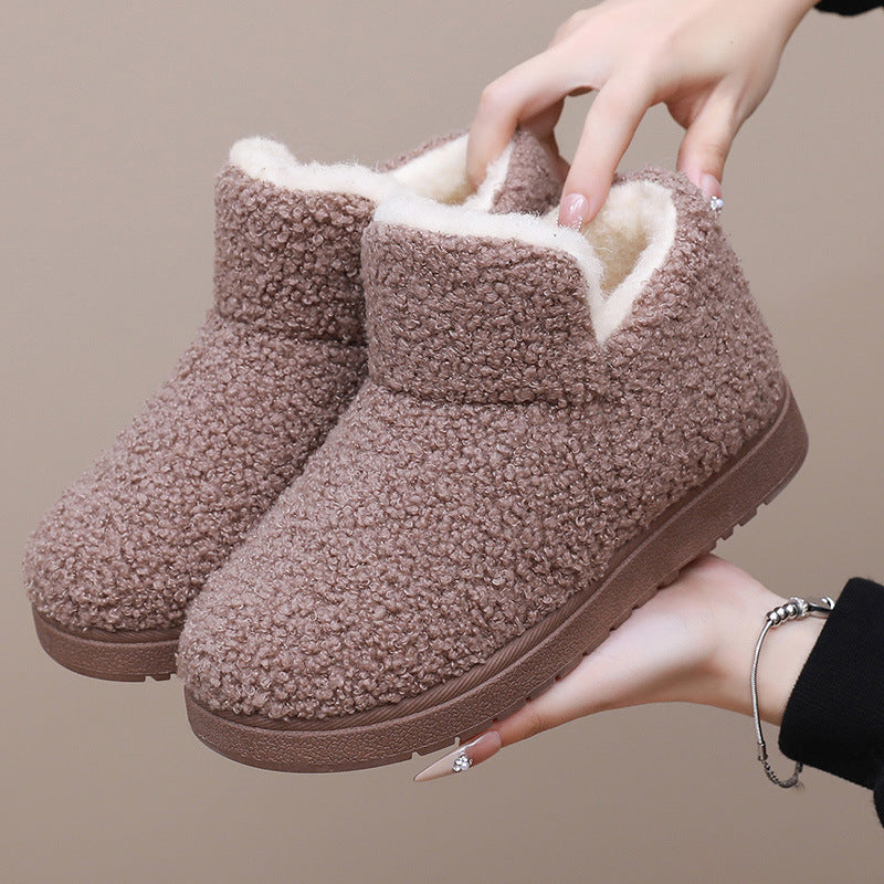 Women's slipper boots Sybil in Khaki – held in hand