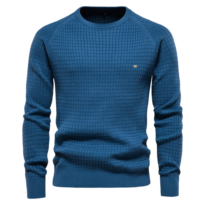 Men's grid waffle knit crew neck jumper in blue – Selwyn – front view