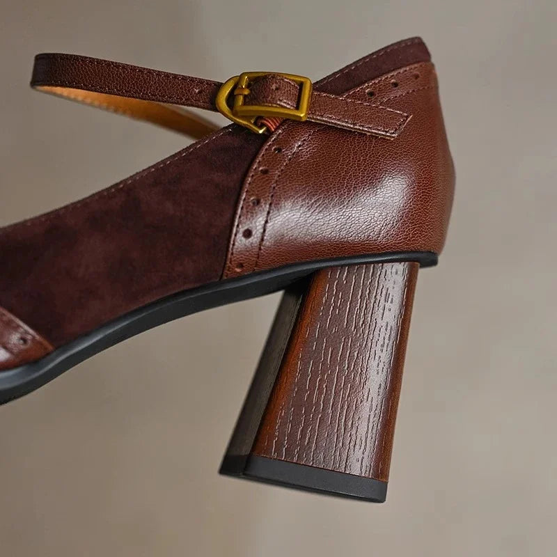 Ellie | Classic Leather Pumps