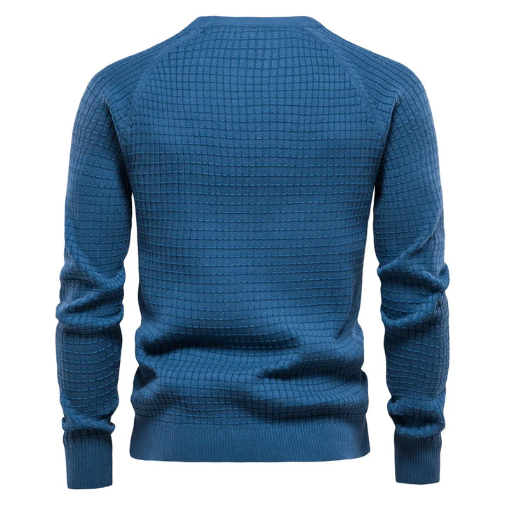 Men's grid waffle knit crew neck jumper in blue – Selwyn – back view