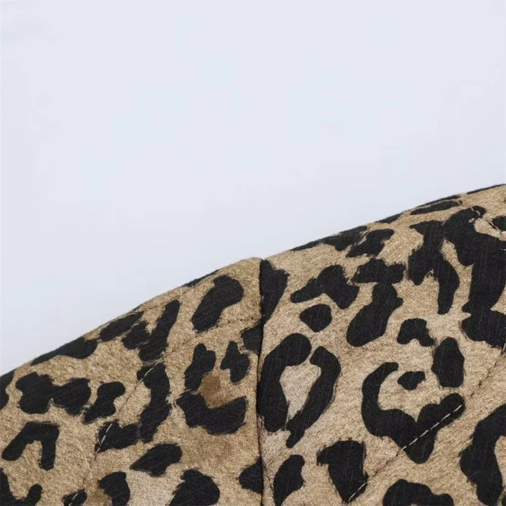 Women's leopard print quilted jacket Winona in Leopard – shoulder close-up