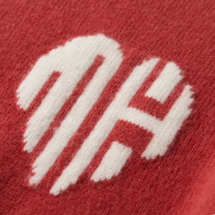 Men's soft knit mock neck jumper Ignazio in Red – close-up of knitted heart motif