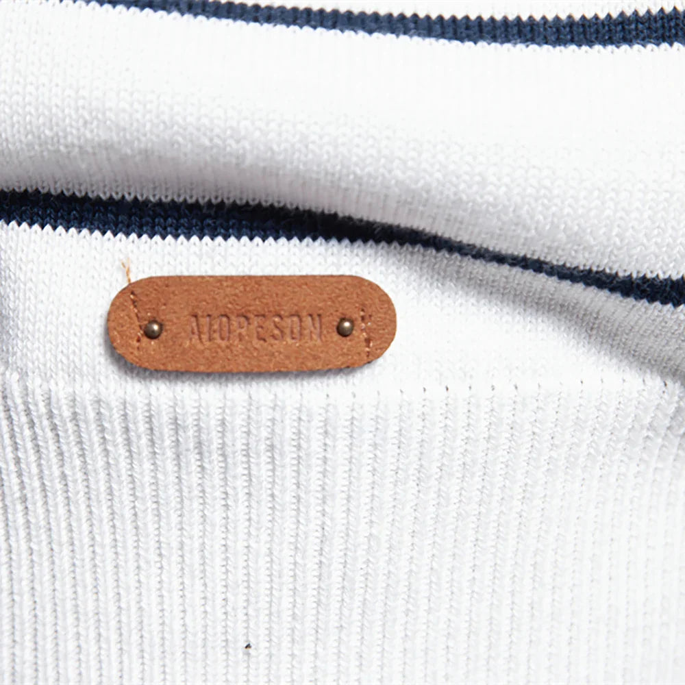 Men's striped crew neck jumper in navy and white – Ashdown – ribbed hem detail