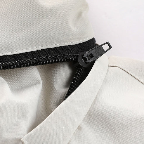 Men's Hooded Outdoor Jacket Carver in White – zip close-up
