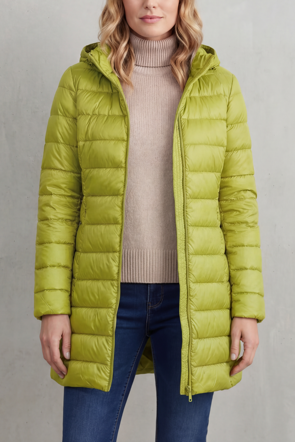 Women's Ultra-Lightweight Hooded Down Jacket for Cozy Warmth – Perpetua