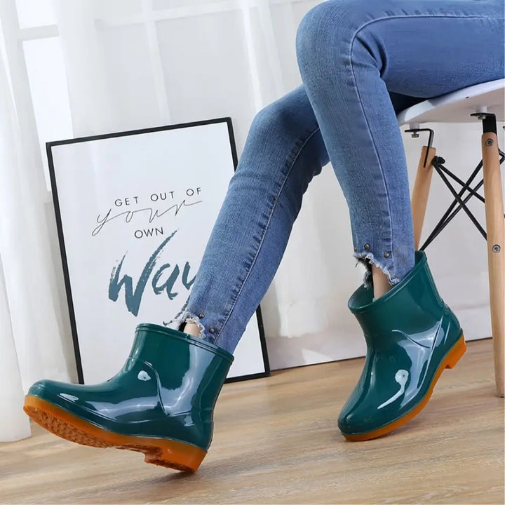 Women's Low Ankle Waterproof Garden Rain Boots - Neverine