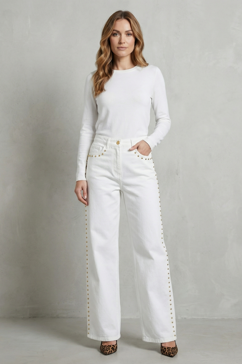 Women's High Waisted Straight Leg Jeans in White - Porcelline