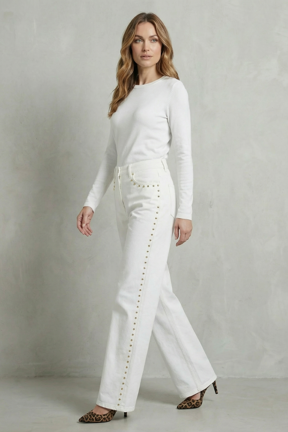 Women's High Waisted Straight Leg Jeans in White - Porcelline