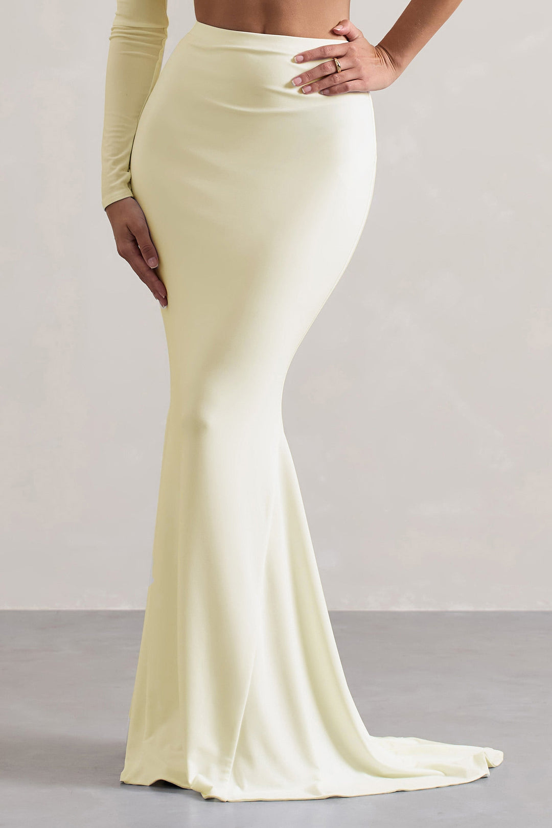 Neomie - Cream Fishtail Maxi Skirt