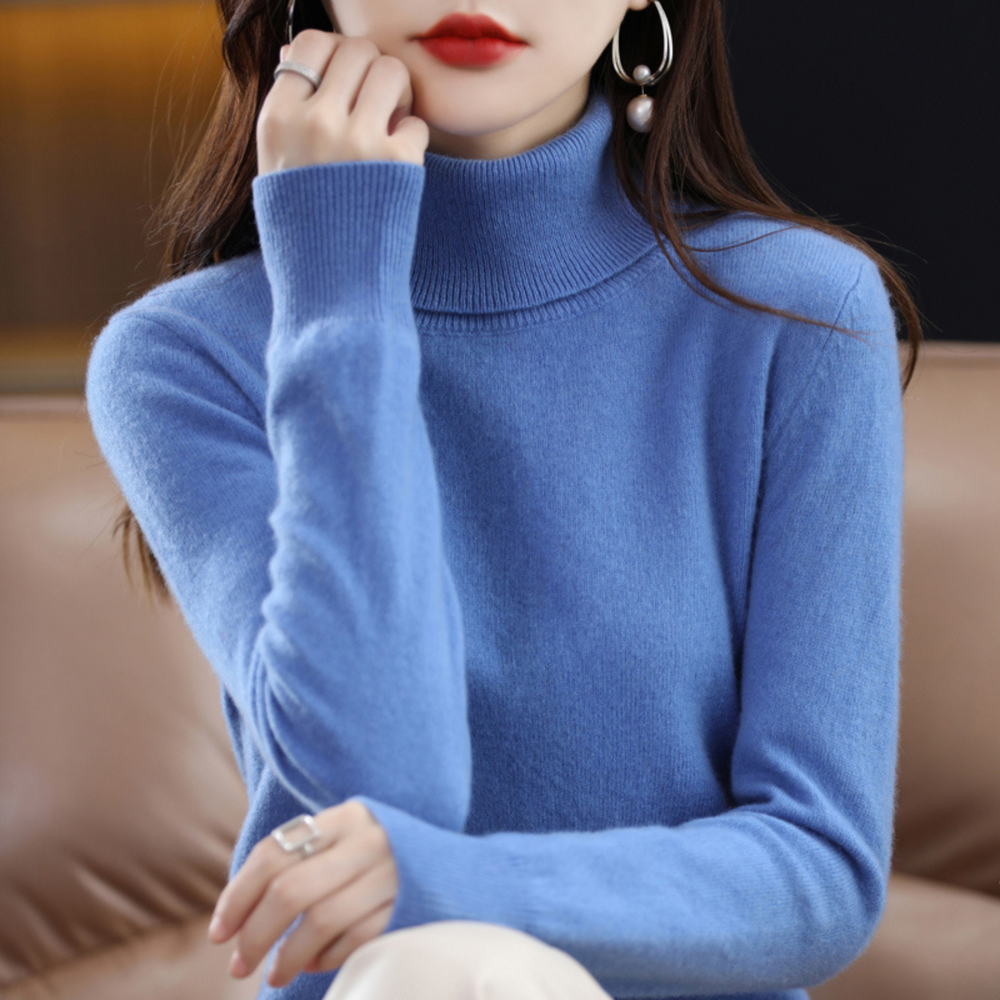 Glenna - Women's cashmere blend roll neck jumper in Blue – product view
